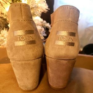 Womens Toms Wedge ankle boots